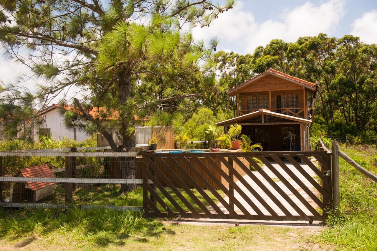 Casa Na Praia Do Rosa Com Piscina إيمبيتوبا المظهر الخارجي الصورة